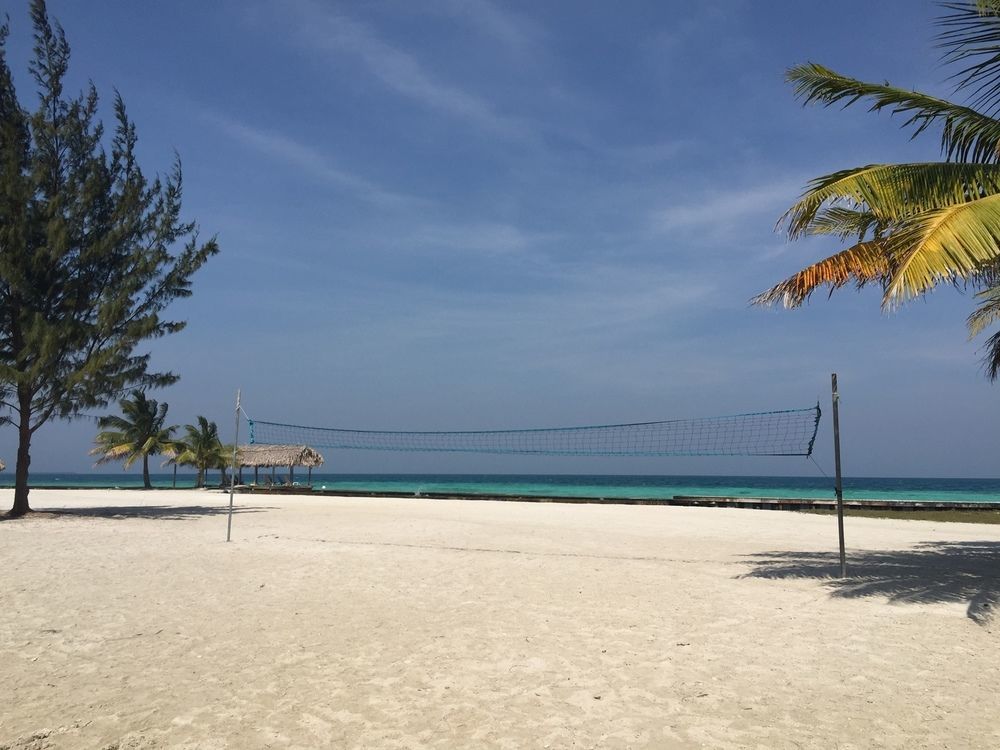 Royal Belize Hotel Thatch Caye Buitenkant foto